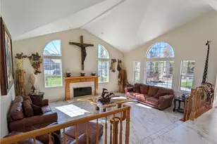 1719 Crystal Ridge Ct, Riverside, CA 92506 - Photo 12