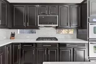 11552 Brookrun Ct, Riverside, CA 92505 - Photo 12