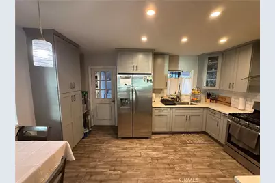 8952 Dudlext, South Gate, CA 90280 - Photo 6