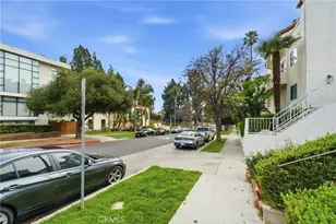 871 S Lucerne, Los Angeles, CA 90005 - Photo 34