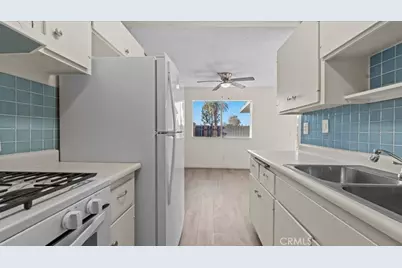 395 Antigua, Hemet, CA 92545 - Photo 12