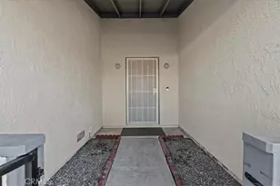 395 Antigua, Hemet, CA 92545 - Photo 4