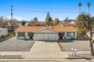 395 Antigua, Hemet, CA 92545 - Photo 26