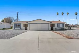 395 Antigua, Hemet, CA 92545 - Photo 2