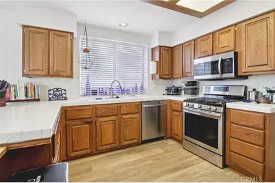 1043 Kite Ln, Vista, CA 92081 - Photo 12