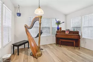 1043 Kite Ln, Vista, CA 92081 - Photo 32