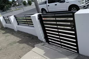 155 E 84th St, Los Angeles, CA 90003 - Photo 12