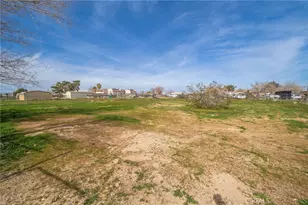 11986 White Ave, Adelanto, CA 92301 - Photo 46