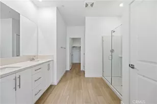 27329 Bear Creek Ln, Valencia, CA 91381 - Photo 16