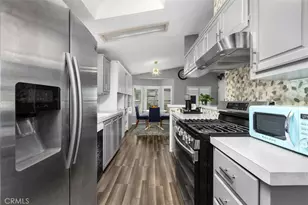 245 W Bobier Dr, Vista, CA 92083 - Photo 10