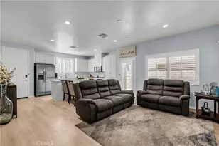 16064 Symphony Ln, Fontana, CA 92336 - Photo 10