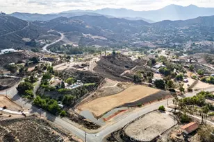 14735 Descanso, Lake Mathews, CA 92570 - Photo 10