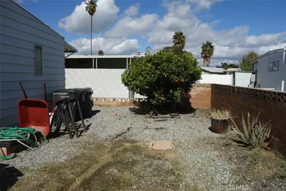 770 S Lyon, Hemet, CA 92543 - Photo 18