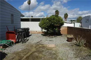 770 S Lyon, Hemet, CA 92543 - Photo 18