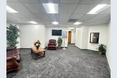 1425 W Foothill #301, Upland, CA 91786 - Photo 8