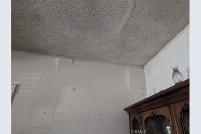 975 E 43rd Street, Los Angeles, CA 90011 - Photo 12