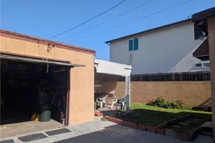 975 E 43rd St, Los Angeles, CA 90011 - Photo 8