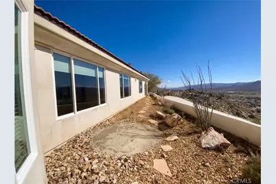 6057 Buena Suerte, Yucca Valley, CA 92284 - Photo 40