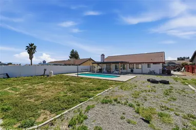 13454 Elm, Hesperia, CA 92344 - Photo 32
