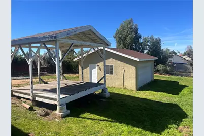 12184 Gladys, Yucaipa, CA 92399 - Photo 26