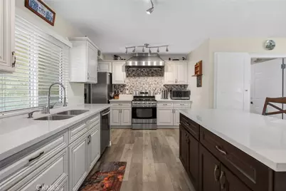 1044 Meadowview Court, Corona, CA 92878 - Photo 14