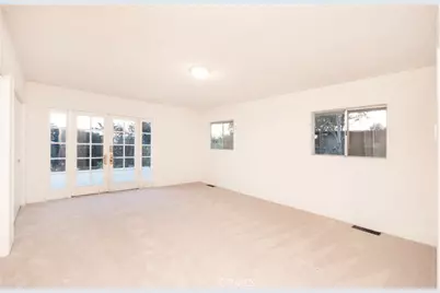4227 Miramonte Place, Riverside, CA 92501 - Photo 6