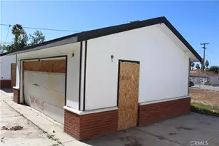 2586 University Ave, Riverside, CA 92507 - Photo 6