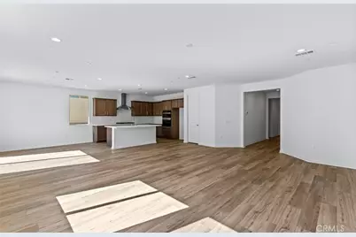 4057 Hudson Lane, Lake Elsinore, CA 92530 - Photo 4