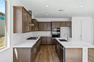 4057 Hudson Ln, Lake Elsinore, CA 92530 - Photo 10