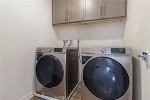 15755 Parry Peak Dr, Fontana, CA 92336 - Photo 14