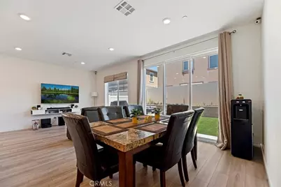 20911 Jennings Way, Newhall, CA 91321 - Photo 16