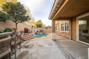 10972 White Oak Ln, Fontana, CA 92337 - Photo 32
