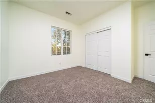 10972 White Oak Ln, Fontana, CA 92337 - Photo 20