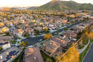 10972 White Oak Ln, Fontana, CA 92337 - Photo 46