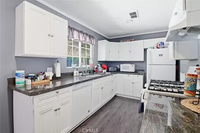 749 Lee Drive, San Bernardino, CA 92405 - Photo 8