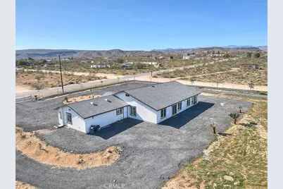 55972 Hondo Street, Yucca Valley, CA 92284 - Photo 6