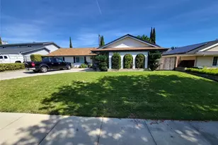 1370 Edgefield, Upland, CA 91786 - Photo 2