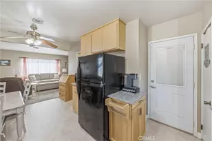 17320 Anastasia, Fontana, CA 92335 - Photo 16