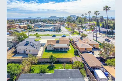 17320 Anastasia, Fontana, CA 92335 - Photo 38