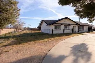 20585 Yucca Loma, Apple Valley, CA 92307 - Photo 14