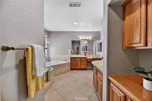 39256 Beringer, Murrieta, CA 92563 - Photo 32