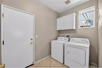 39256 Beringer, Murrieta, CA 92563 - Photo 40