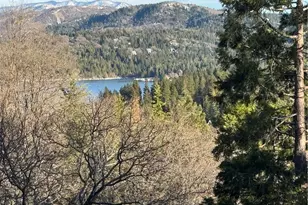 971 Nadelhorn Dr, Lake Arrowhead, CA 92352 - Photo 2