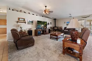 9860 Alta Mesa Ave, Phelan, CA 92371 - Photo 22