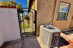 6034 Elenor, Riverside, CA 92506 - Photo 34