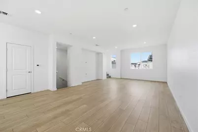 27341 Bear Creek Lane, Valencia, CA 91381 - Photo 8