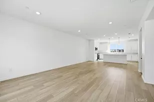 27341 Bear Creek Ln, Valencia, CA 91381 - Photo 14