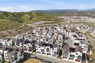 27341 Bear Creek Ln, Valencia, CA 91381 - Photo 26