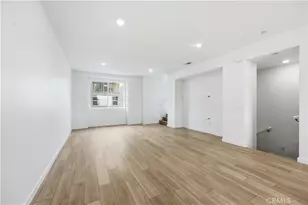 27341 Bear Creek Ln, Valencia, CA 91381 - Photo 8