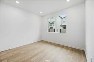 27341 Bear Creek Ln, Valencia, CA 91381 - Photo 4